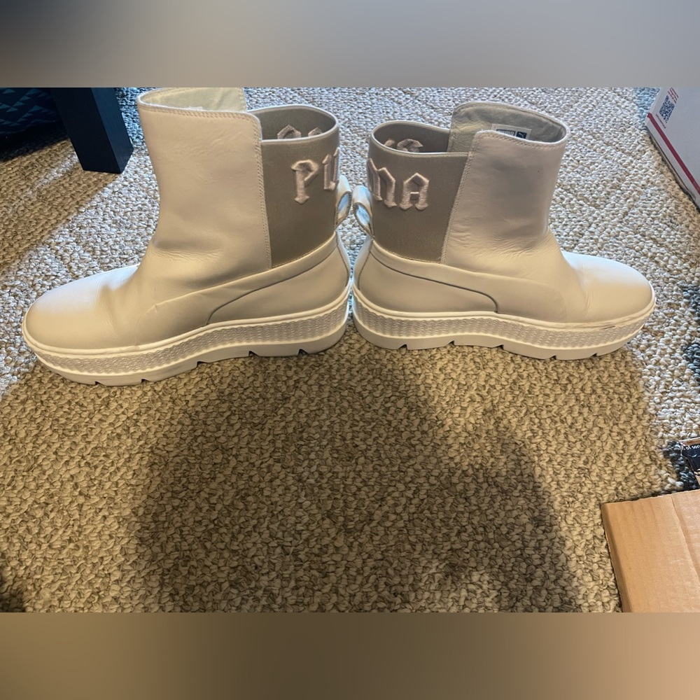 *FINAL SALE!* Puma Fenty Chelsea white platform sneakers boots